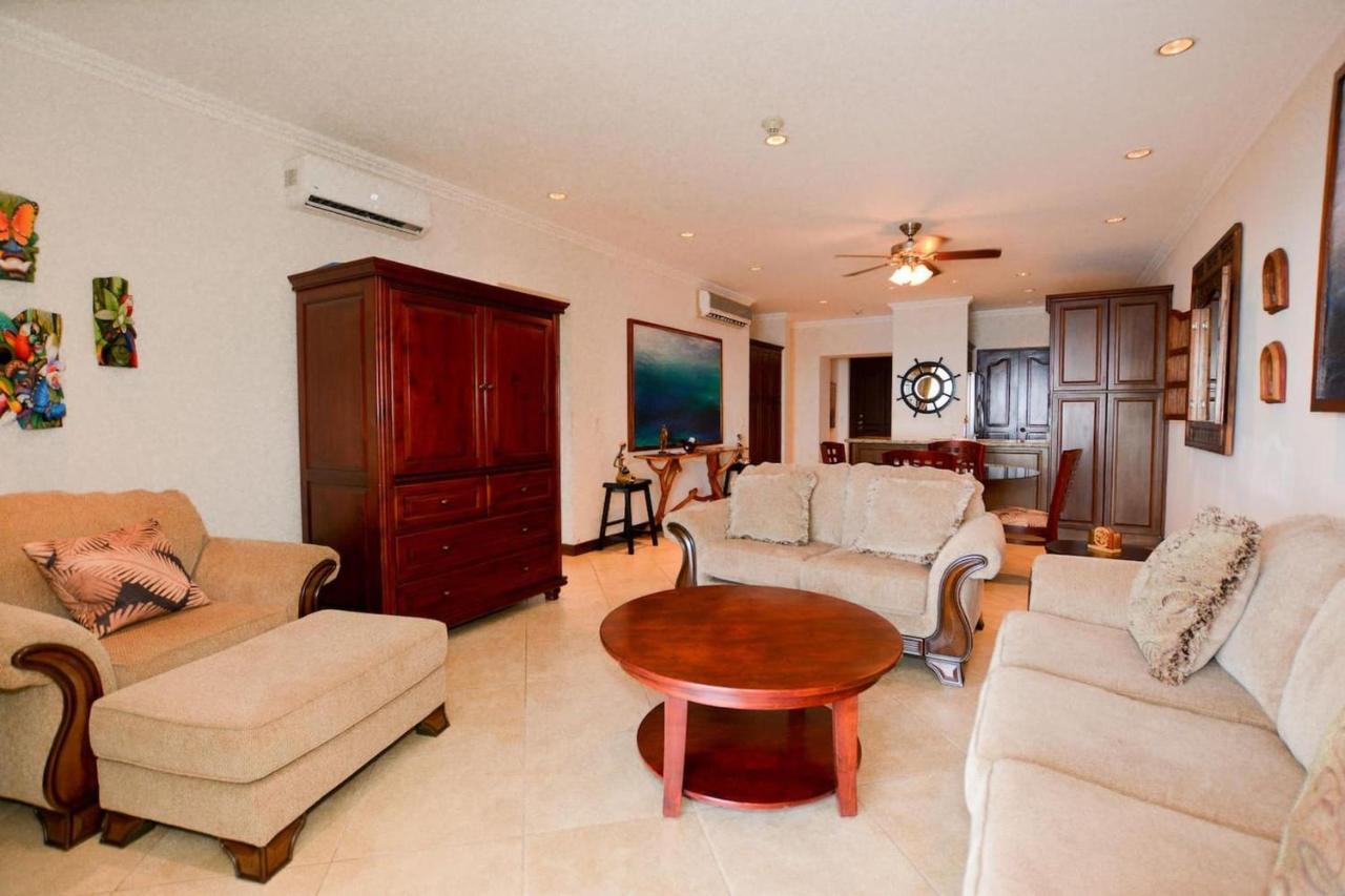 Exquisitely Decorated 5Th-Floor Aerie With Views Of Two Bays In Flamingo Villa Playa Flamingo Eksteriør billede